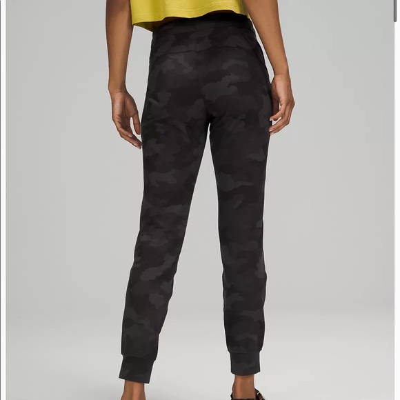 Ready to Rulu Joggers - Picture 6 of 8